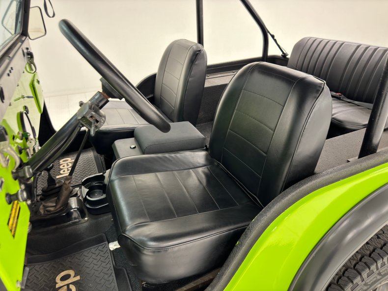 Jeep-Cj5-1973-Neon-Green-Black-4