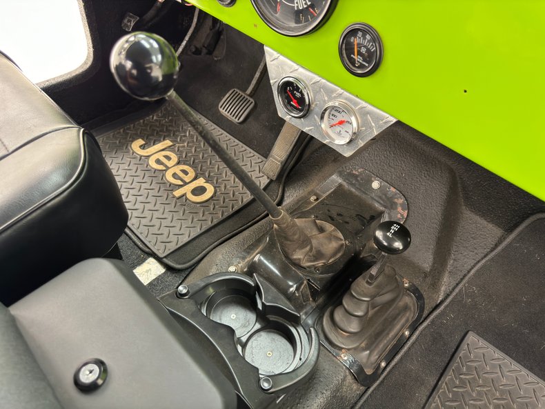 Jeep-Cj5-1973-Neon-Green-Black-49