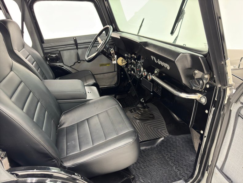 Jeep-Cj5-1977-Black-Black-30