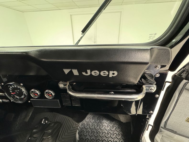 Jeep-Cj5-1977-Black-Black-36