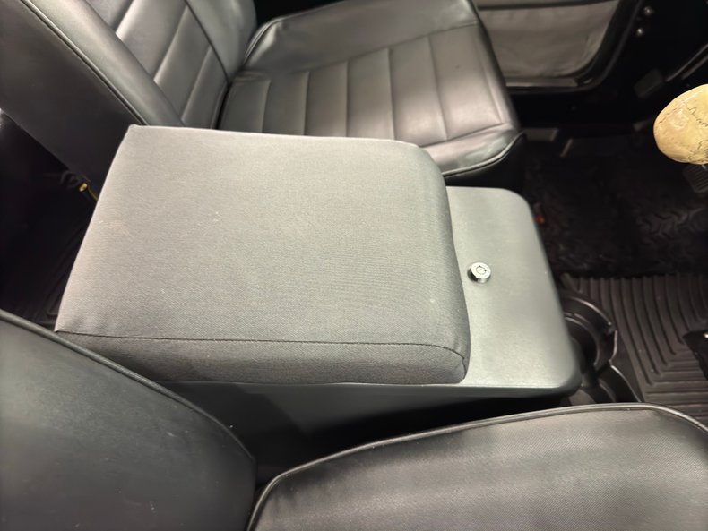 Jeep-Cj5-1977-Black-Black-40