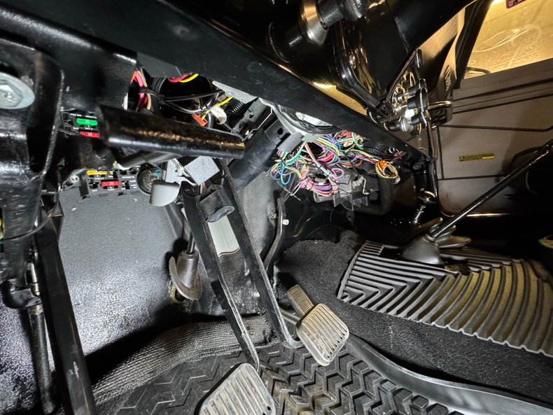 Jeep-Cj5-1977-Black-Black-41