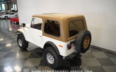 Jeep-Cj7-1980-White-Tan-14
