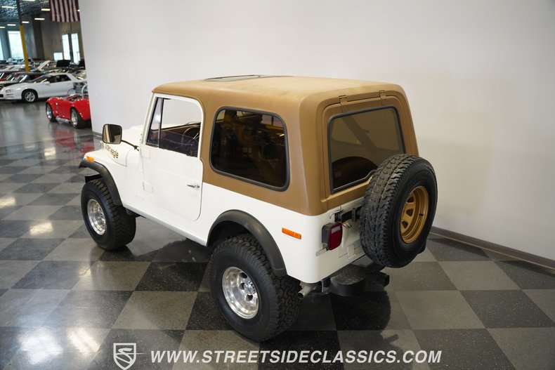 Jeep-Cj7-1980-White-Tan-14