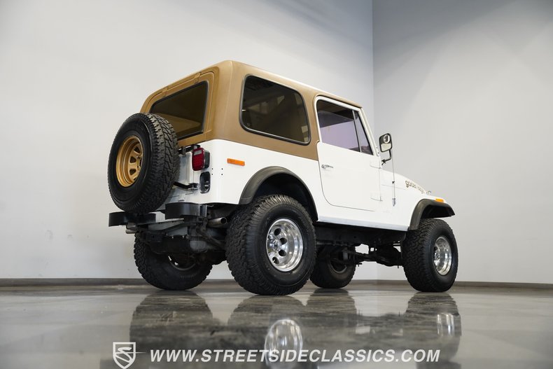 Jeep-Cj7-1980-White-Tan-15