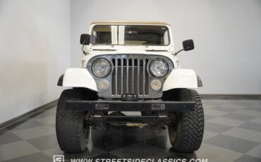 Jeep-Cj7-1980-White-Tan-24
