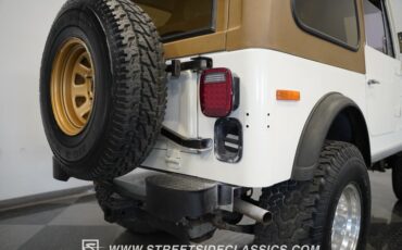 Jeep-Cj7-1980-White-Tan-31