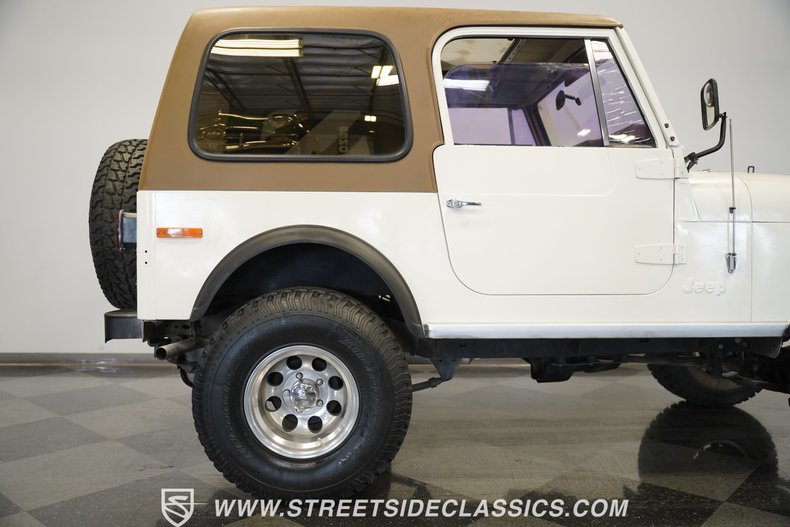 Jeep-Cj7-1980-White-Tan-32