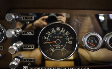 Jeep-Cj7-1980-White-Tan-40