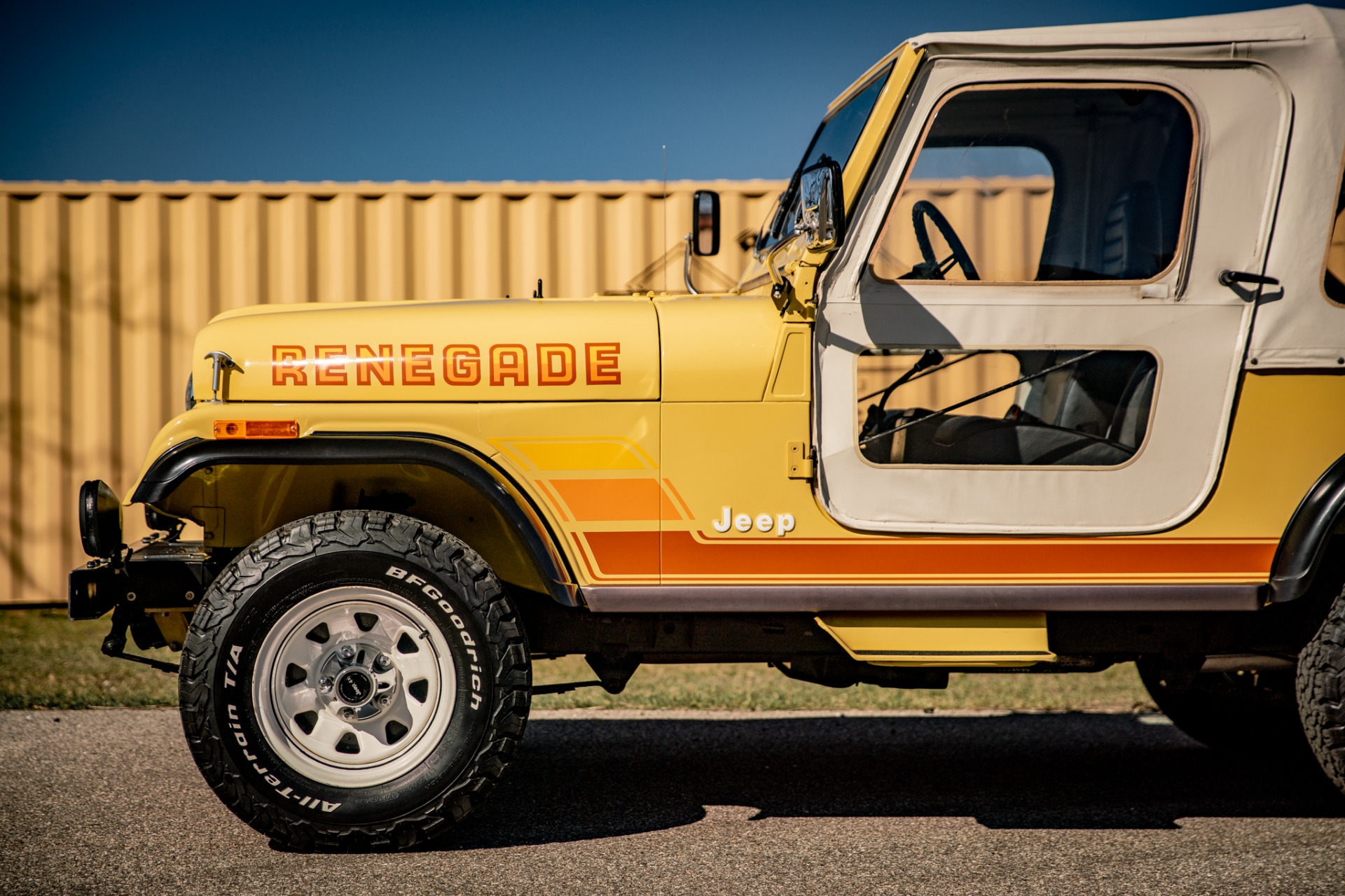 Jeep-Cj7-1984-Yellow-Black-22