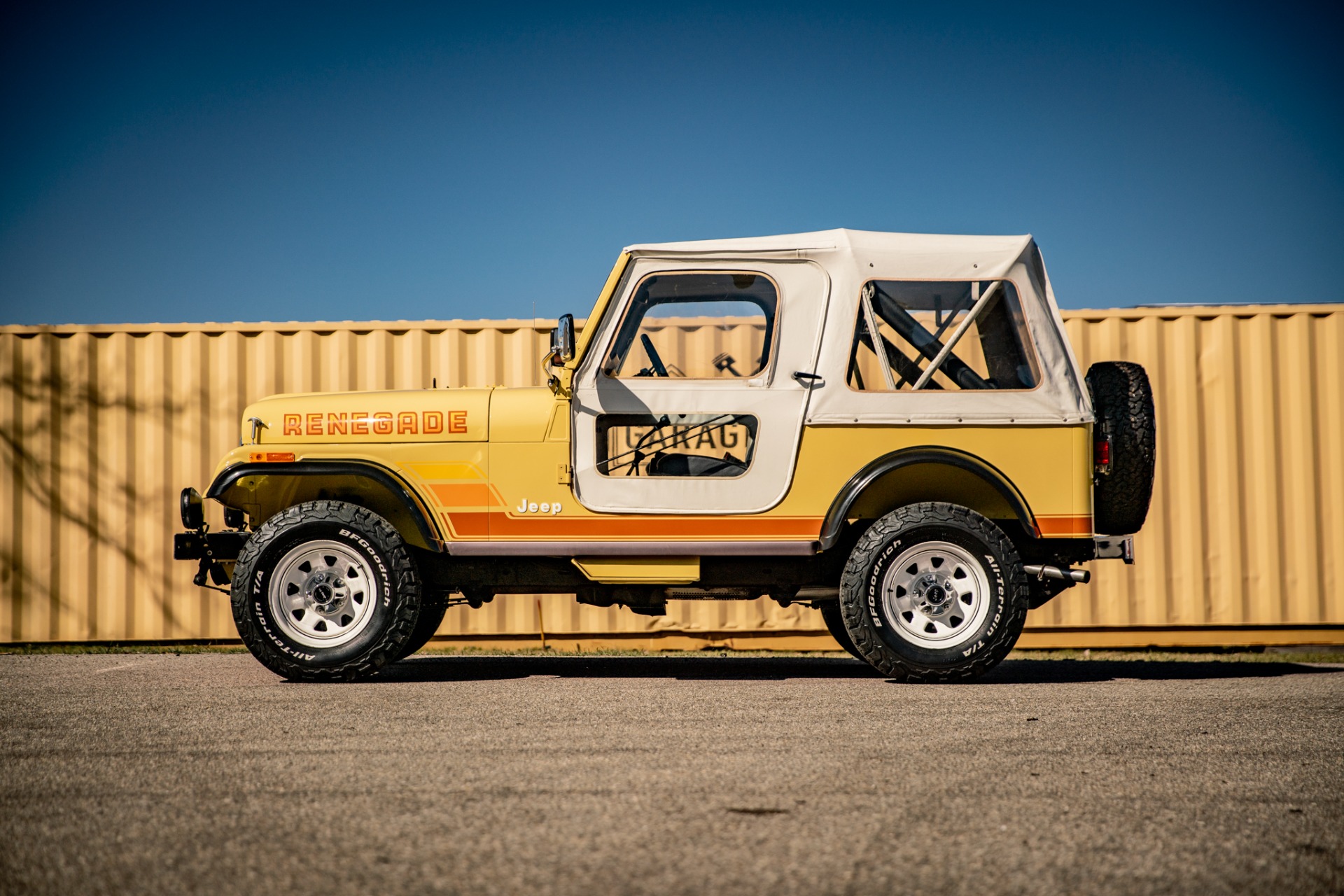 Jeep-Cj7-1984-Yellow-Black-31