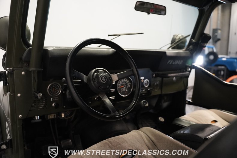 Jeep-Cj7-1985-Army-Green-Gray-3
