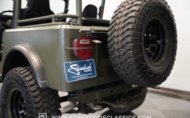 Jeep-Cj7-1985-Army-Green-Gray-38