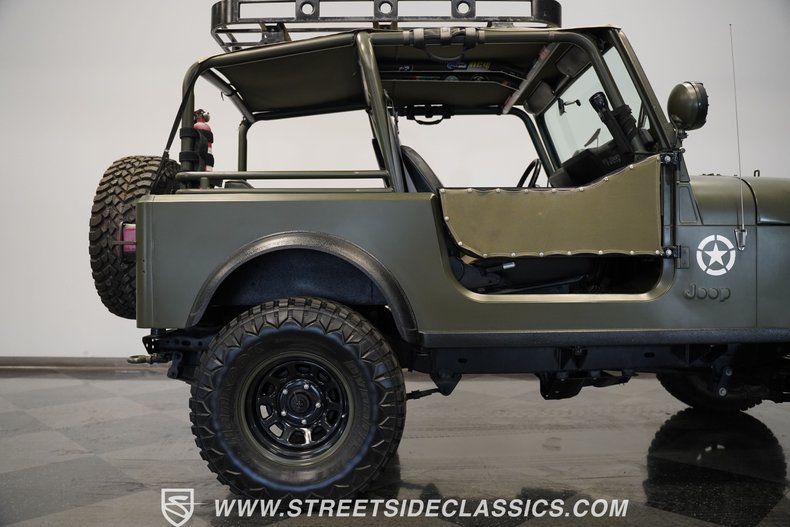 Jeep-Cj7-1985-Army-Green-Gray-39