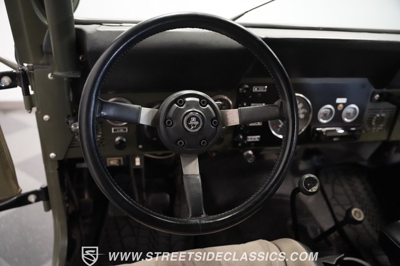Jeep-Cj7-1985-Army-Green-Gray-4