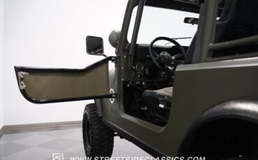 Jeep-Cj7-1985-Army-Green-Gray-46