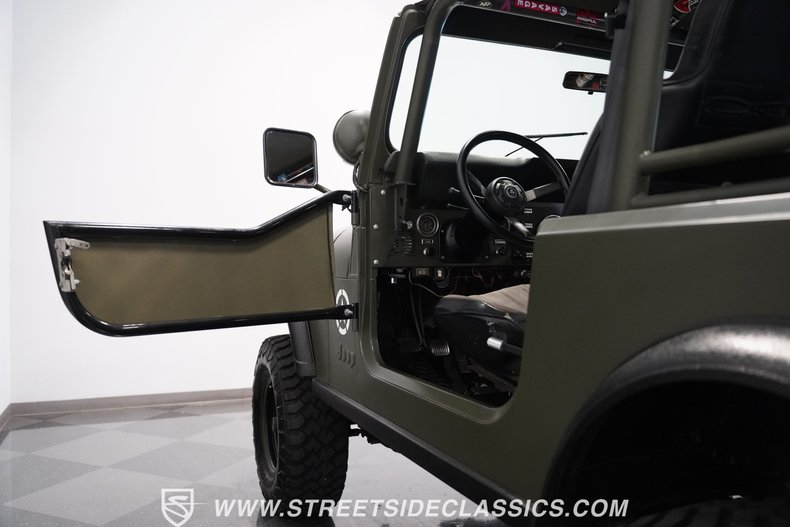 Jeep-Cj7-1985-Army-Green-Gray-46