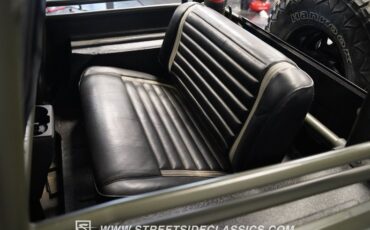 Jeep-Cj7-1985-Army-Green-Gray-47