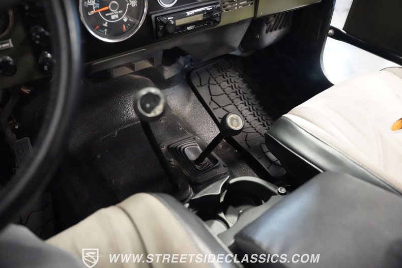 Jeep-Cj7-1985-Army-Green-Gray-9