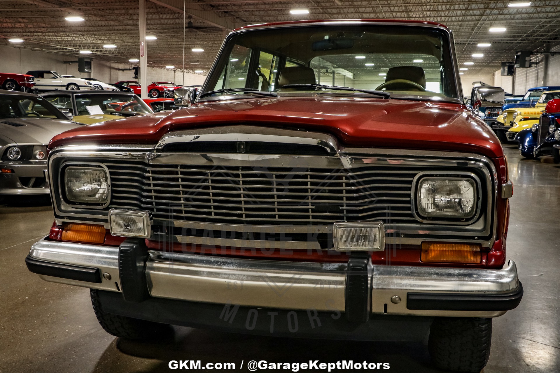 Jeep-Grand-wagoneer-1985-BurgundyMaroon-BeigeTan-16
