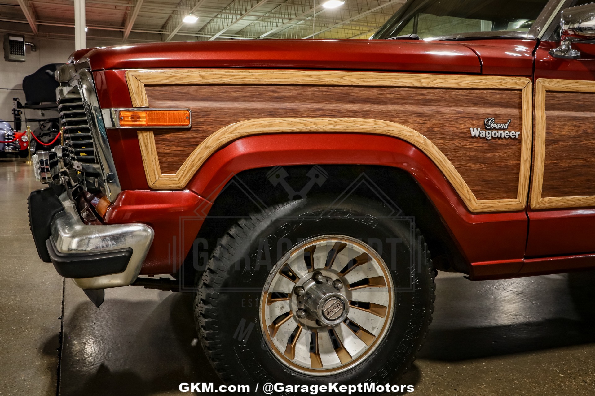 Jeep-Grand-wagoneer-1985-BurgundyMaroon-BeigeTan-22