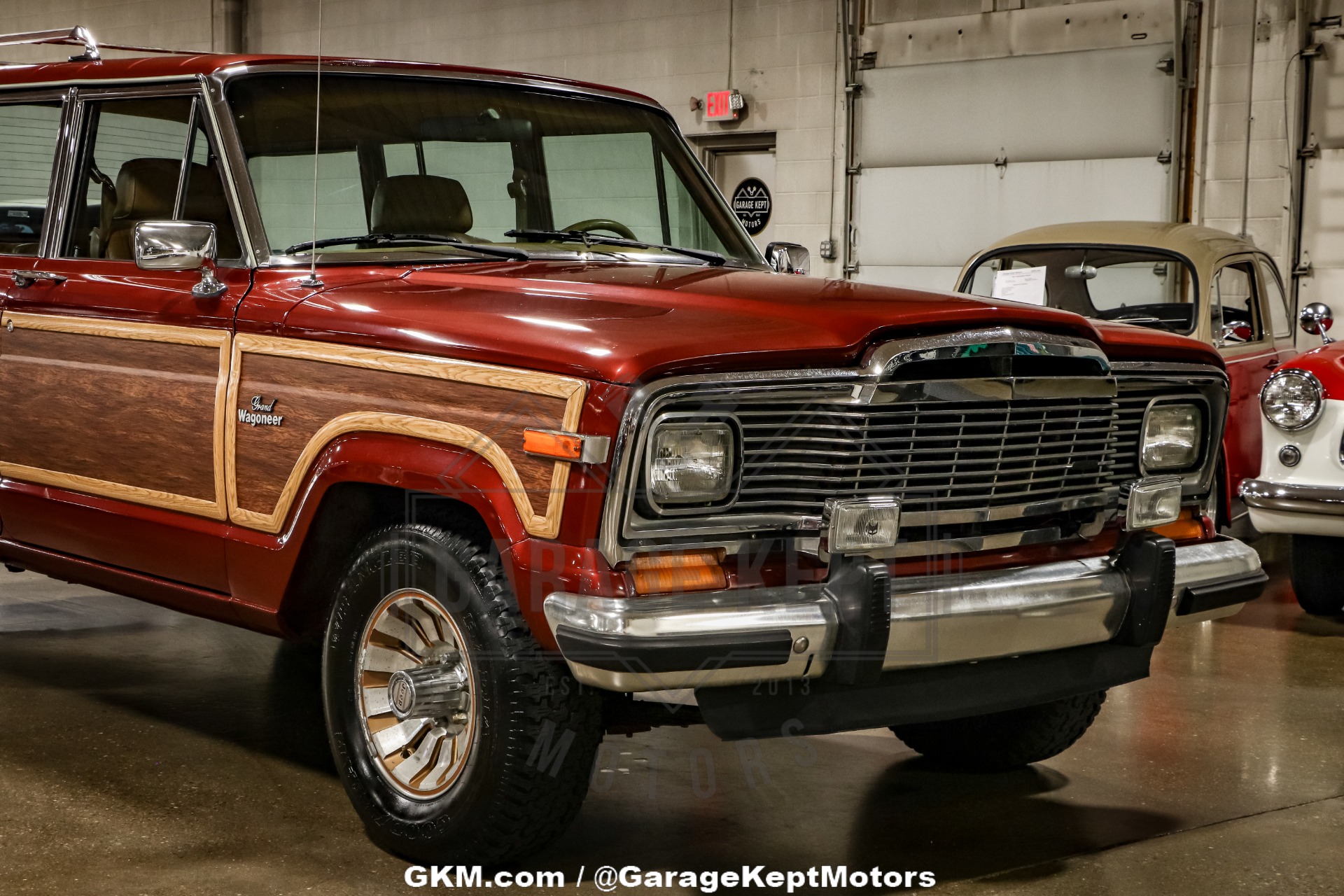 Jeep-Grand-wagoneer-1985-BurgundyMaroon-BeigeTan-9