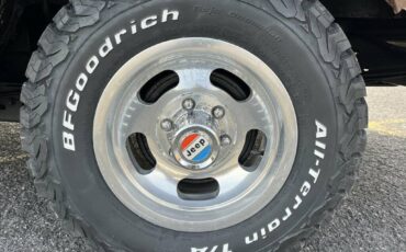 Jeep-cherokee-1979-brown-10