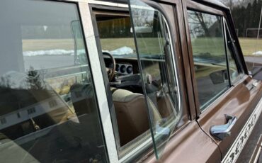 Jeep-cherokee-1979-brown-14