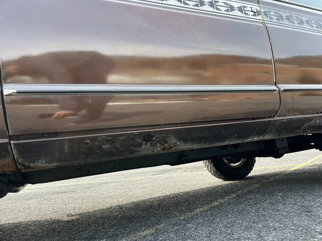 Jeep-cherokee-1979-brown-20