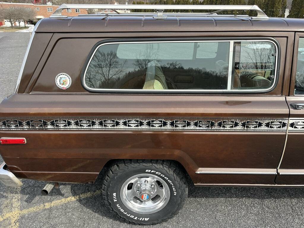 Jeep-cherokee-1979-brown-23