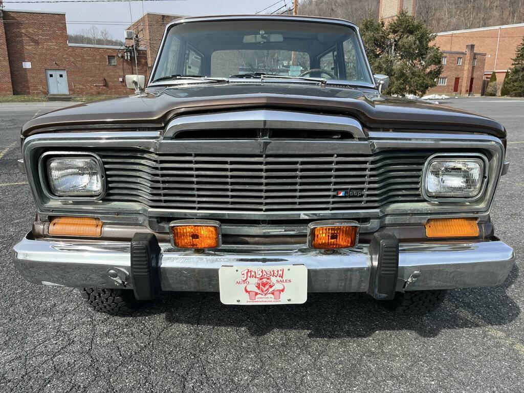 Jeep-cherokee-1979-brown-3