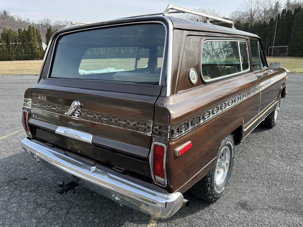 Jeep-cherokee-1979-brown-5