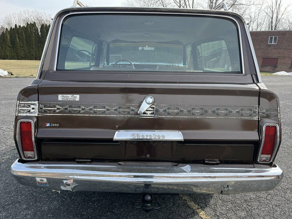 Jeep-cherokee-1979-brown-6