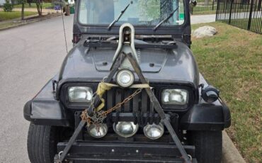 Jeep-wrangler-1990-black