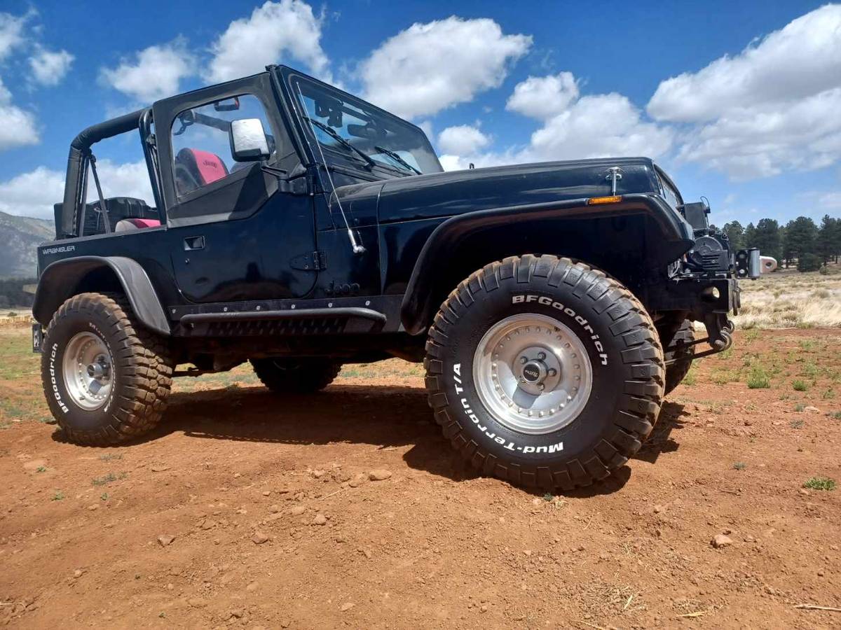 Jeep-wrangler-1992-black-3