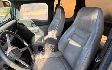 Jeep-wrangler-1995-green-8