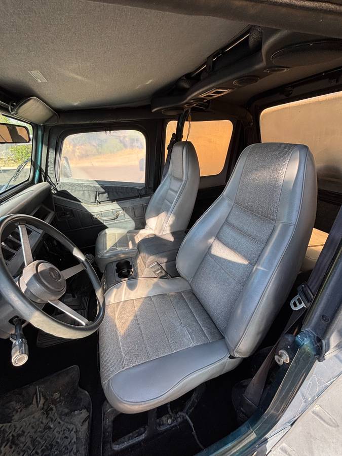 Jeep-wrangler-1995-green-8