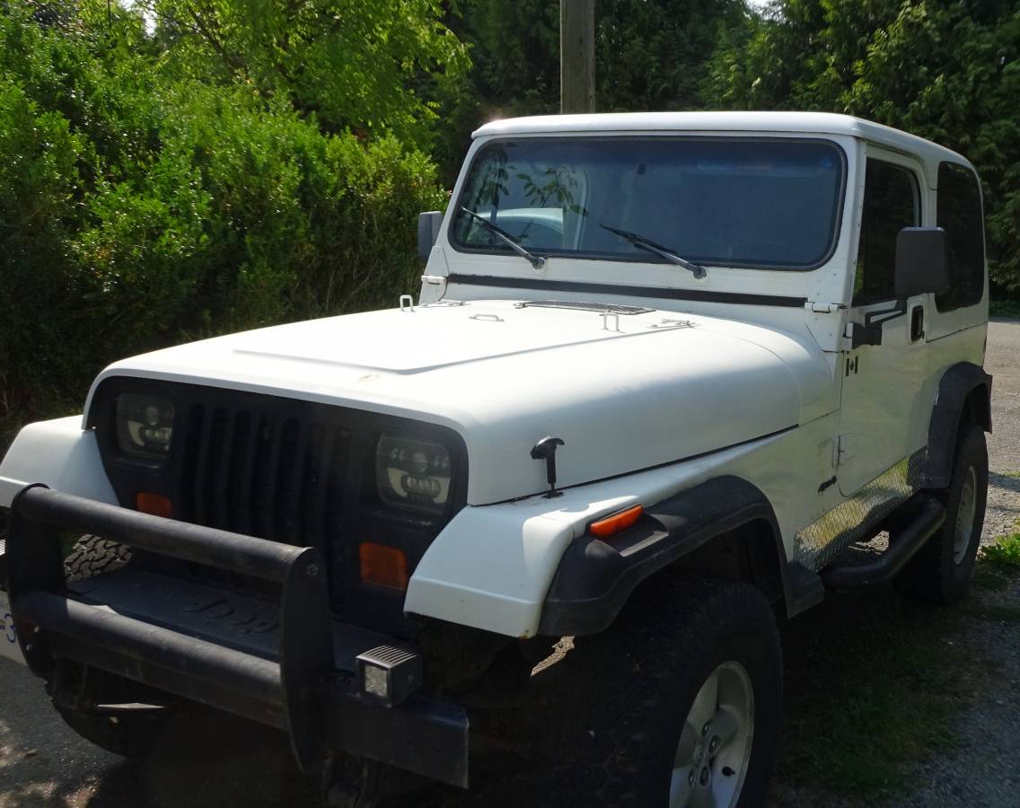 Jeep-wrangler-yj-1992-white-3