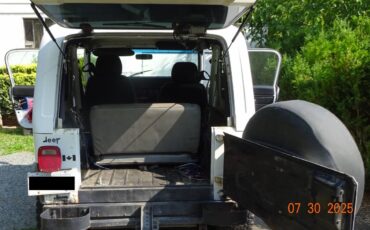 Jeep-wrangler-yj-1992-white