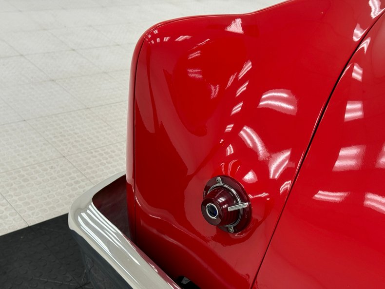 Kaiser-Henry-j-1951-Bright-Red-23