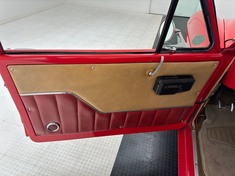 Kaiser-Henry-j-1951-Bright-Red-36