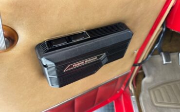 Kaiser-Henry-j-1951-Bright-Red-37