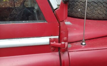 Land-Rover-2-1961-Standard-Cab-Pickup-5