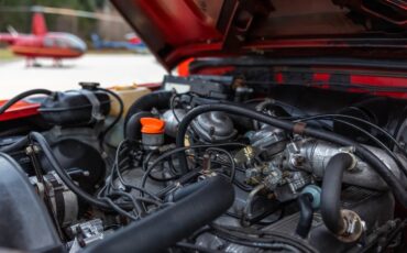 Land-rover-Defender-1985-Red-Black-10