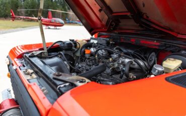 Land-rover-Defender-1985-Red-Black-12