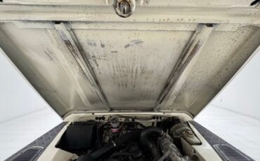 Land-rover-Defender-90-1987-Chamonix-White-Black-20