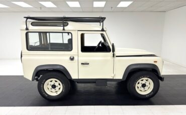 Land-rover-Defender-90-1987-Chamonix-White-Black-4