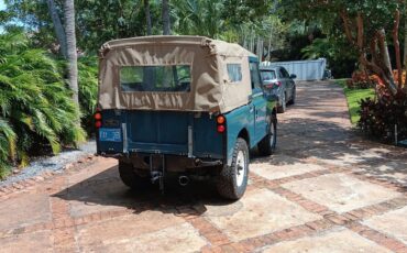 Land-rover-Series-2-1970-Marine-Blue-Camel-9