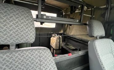 Land-rover-defender-90-diesel-1993-5