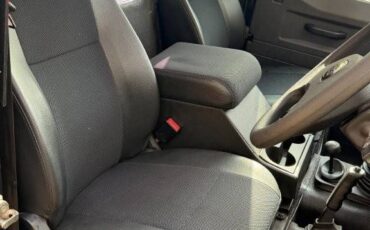 Land-rover-defender-90-diesel-1993-black-12